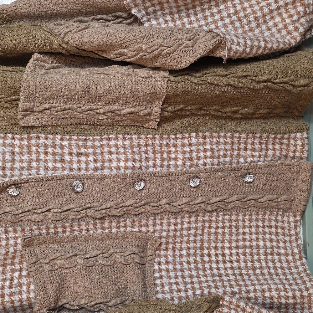 Pol Cozy Patchwork Houndstooth & Cable Knit Shack… - image 6